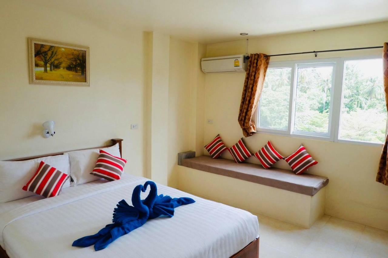 Lucky House Koh Tao Hostel Bagian luar foto
