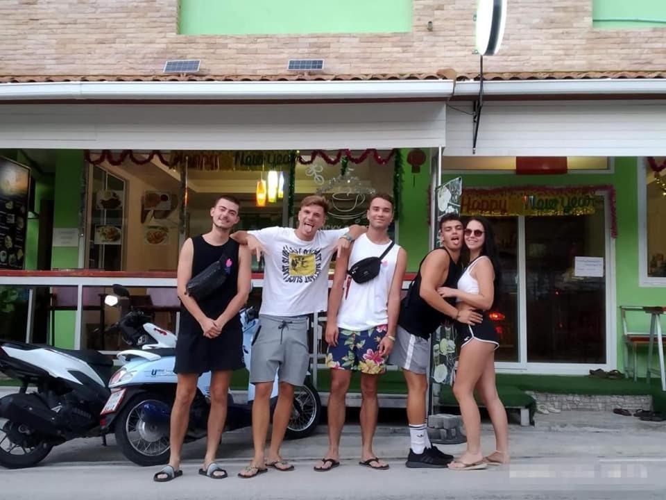 Lucky House Koh Tao Hostel Bagian luar foto
